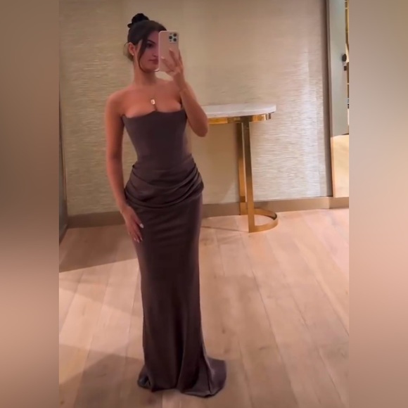 Viral Ticelda TikTok Goddess Maxi Dress | Small - Picture 3 of 8